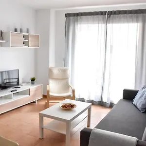 Apartamento Amplio Con Parking, Club Y Piscina Junto A Sevilla, La Algaba